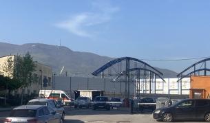 Недоволен работник се барикадира в кабинета на главния инженер в гараж на Столичния автотранспорт