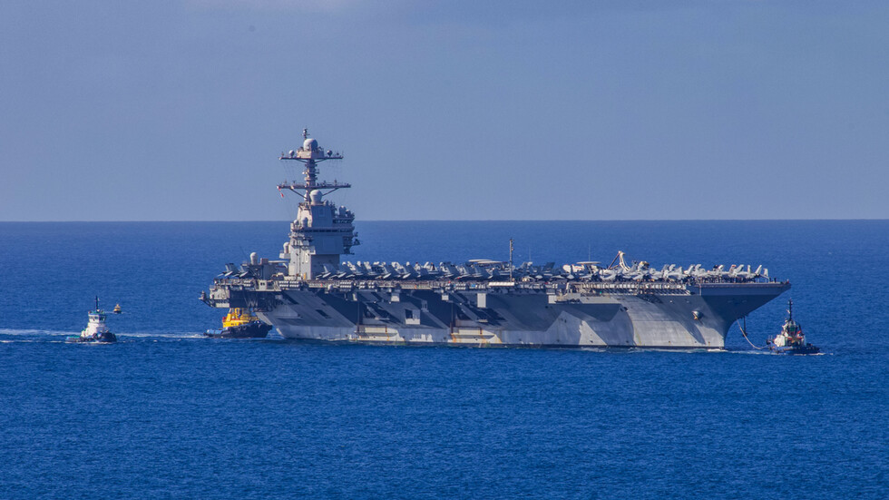 Най-големият самолетоносач в света поема обратно към САЩ