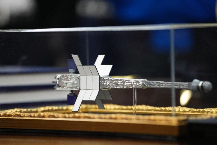 Астронавтите от "Артемис II" посетиха Белия дом.