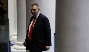 ДПС иска трима министри да бъдат изслушани за схемата с мантинелите