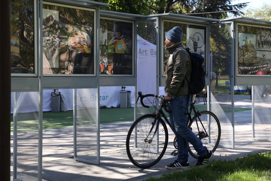 Фотоизложба Колоезденето в София1