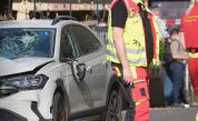 Автомобил помете в пешеходци в Лайпциг, жертви и ранени
