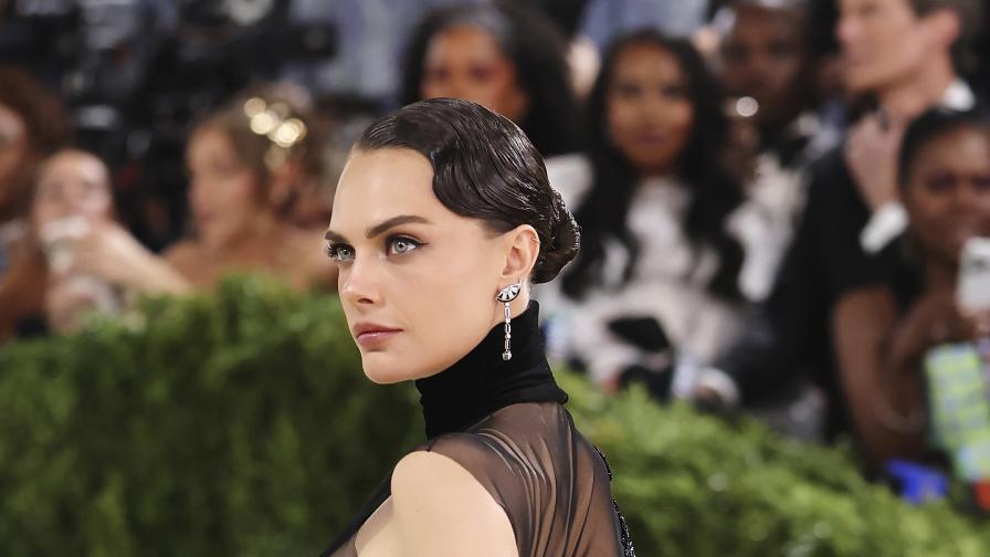 Met Gala 2026: Кара Делевин с изненадваща...