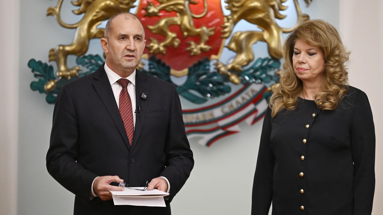 <p>&bdquo;Прогресивна България&ldquo; получи първия проучвателен мандат от &bdquo;Дондуков&ldquo; 2</p>
