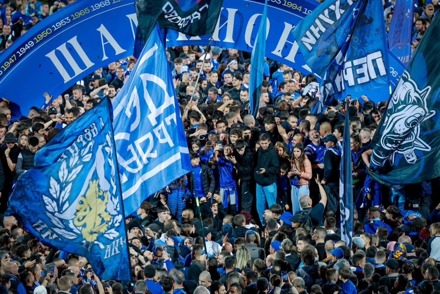 Награждване на Левски1