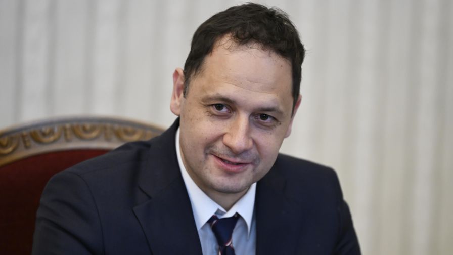Петър Витанов: Ще замразим депутатските заплати