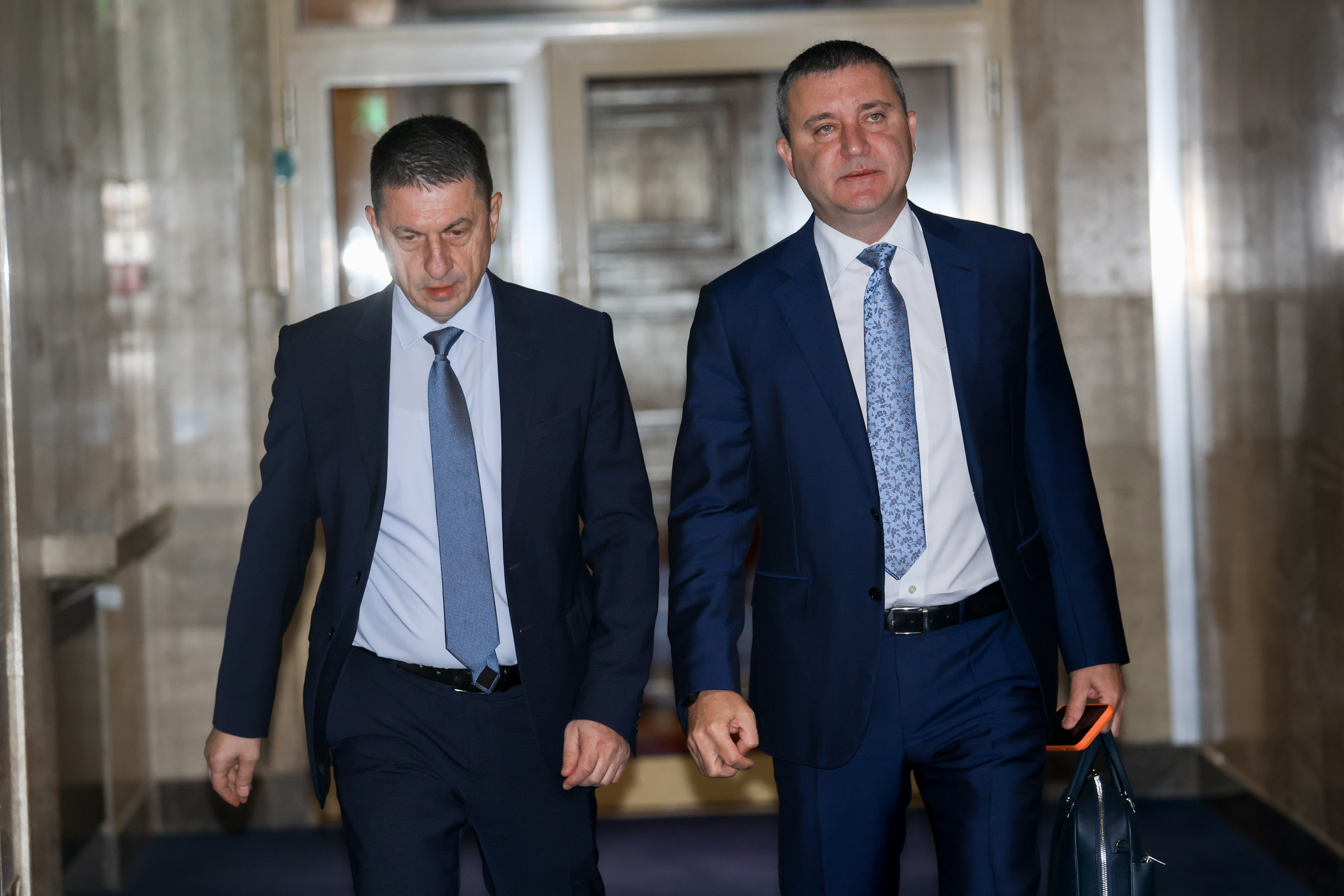 <p>Първо редовно заседание на кабинета "Радев".</p>