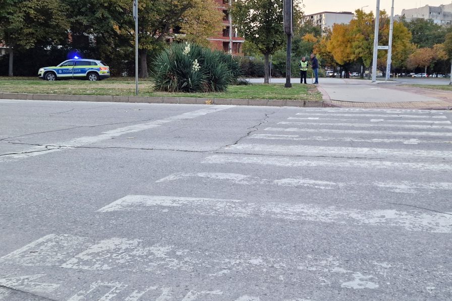 Автобус блъсна пешеходец в Пловдив, мъжът е с опасност за живота