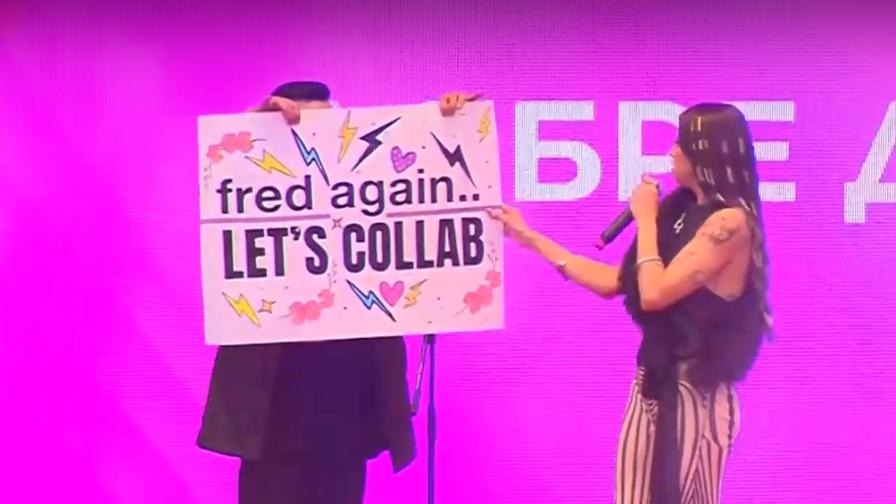 Кой е fred again и защо Дара "вербува" цяла София за колаборация с него