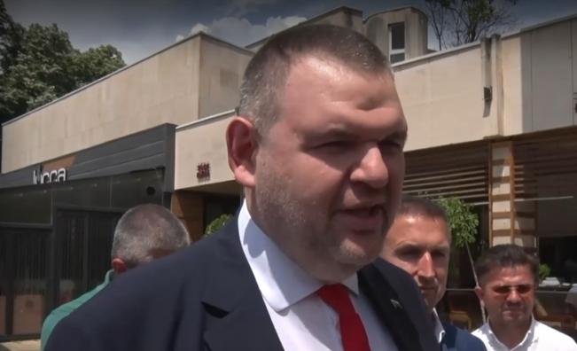 Пеевски за разпита на кмета на Кърджали: Огромен скандал