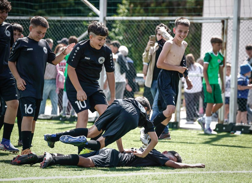 Детски футболен турнир в Кресна1