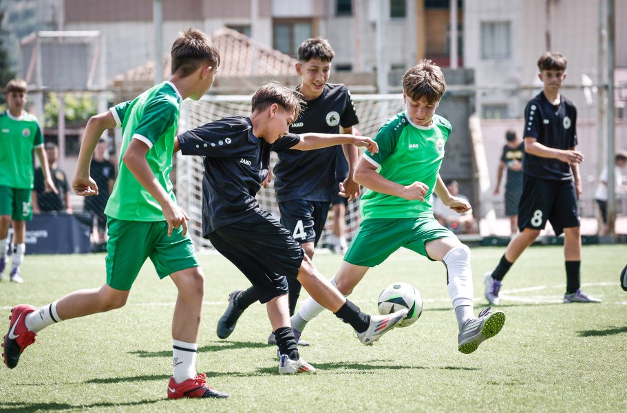 Детски футболен турнир в Кресна1