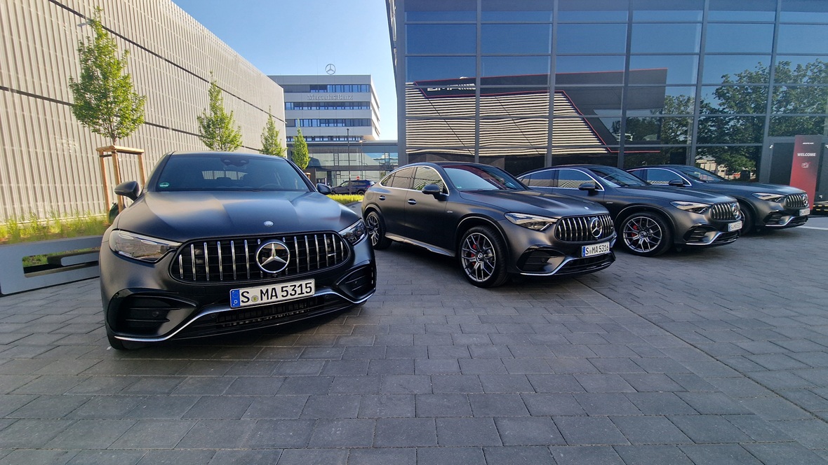 Отличен шест(ак) за Mercedes-AMG GLC 53 и дрифт подправка