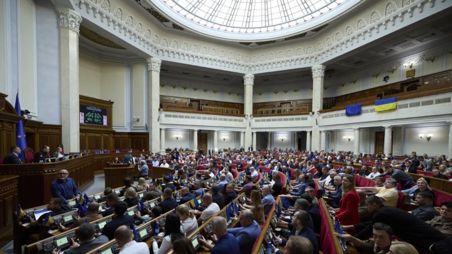 Украинският парламент прие рекордни разходи за отбрана