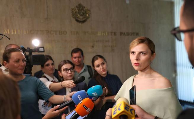 Външният министър: Няма разнобой за Украйна, България поддържа диалог и с Русия