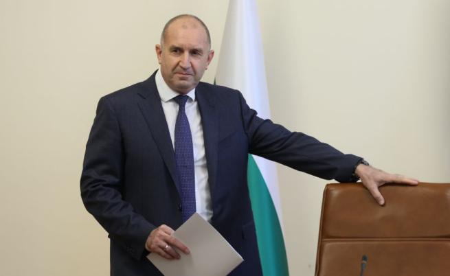 Радев: Това е бюджетът на реалността, рязко свиване на дефицита е невъзможно