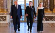Семейство Макрон и Доналд Тръмп във Версай