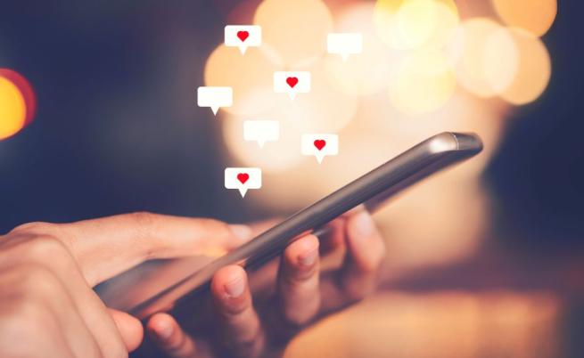 Без TikTok до 16 години? Ще стигне ли България до забрана на социалните мрежи за деца