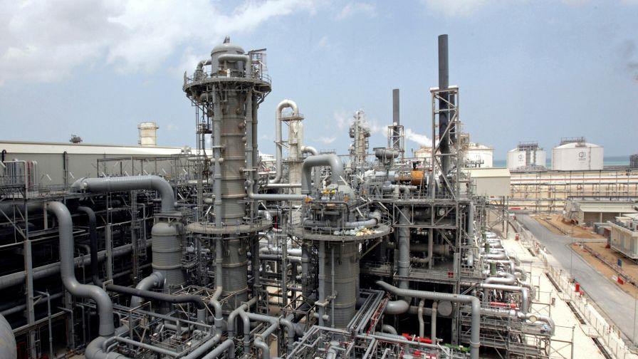 <p>Десетки ранени след експлозия в един от най-важните газови обекти в света</p>