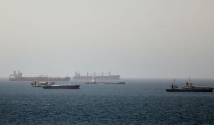 Оман открива временен морски коридор през Ормузкия проток