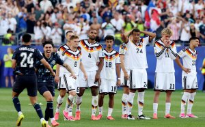Ден 19: Много драма и звучен шамар за Германия