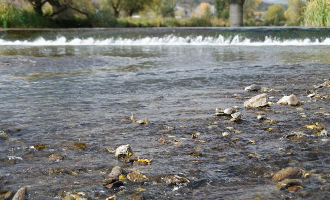 Трагедия във водите на Струма, удавени възрастни, търсят две деца