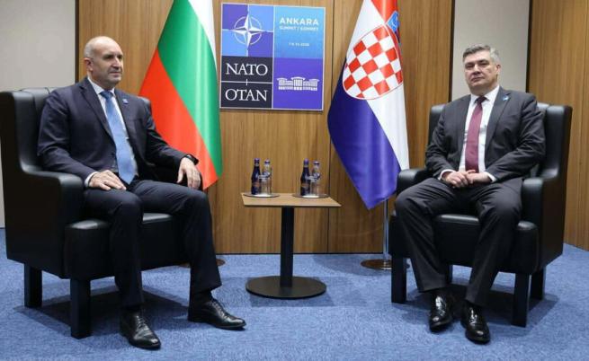 Румен Радев и Зоран Миланович обсъдиха сигурността и отбраната в рамките на срещата на върха на НАТО