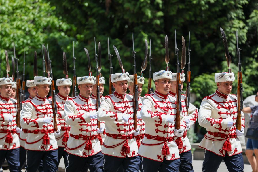 147 години традиция: Националната гвардейска част отбелязва празника си с тържествена церемония в София