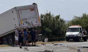 Обвиненият за тежката катастрофа край Карнобат остава в ареста