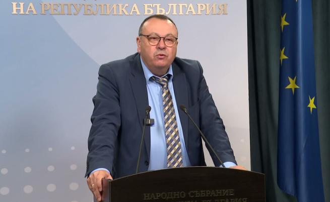 411 имота, „Порше“ за 1795 лв. и фирми: ДПС с обвинения срещу Иван Демерджиев