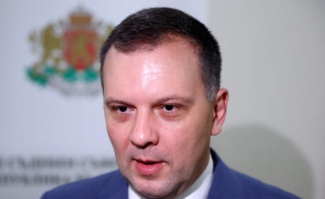 Министърът на правосъдието с остри думи за ВСС: „Хемусгейт“ стои зад решението за Русинова?