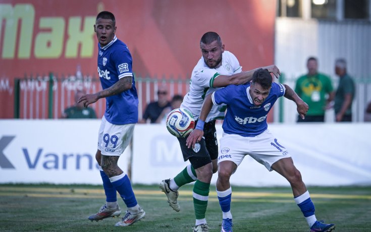 НА ЖИВО: Черно море - Спартак Варна 0:1, домакините търсят гол