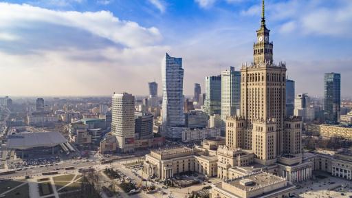 БезГранично: Работа и бизнес в Полша – предимства, заплати и най-търсените професии
