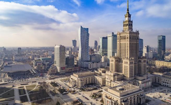 БезГранично: Работа и бизнес в Полша – предимства, заплати и най-търсените професии