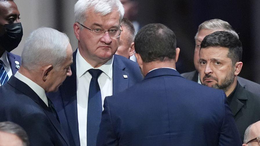 <p>Тръмп се срещна със Зеленски в Белия дом: Какво поиска украинският президент</p>