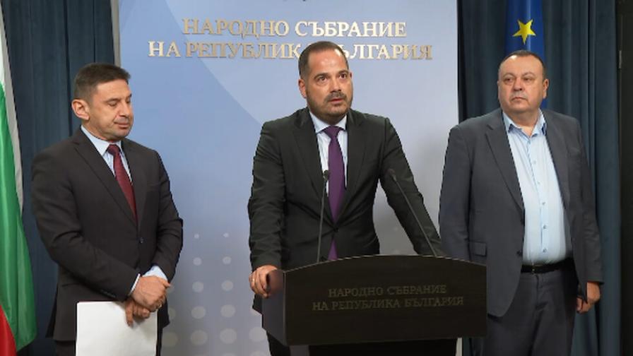 ПГ на ДПС с остри критики за войната по пътищата, отново поиска пълна забрана на тротинетките