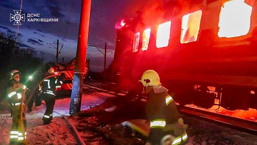 Русия удари влаков вагон край гара в Украйна, има загинали и ранени