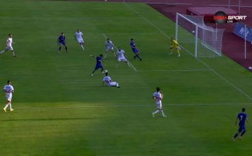 Етър - Марек 0:0 /първо полувреме/