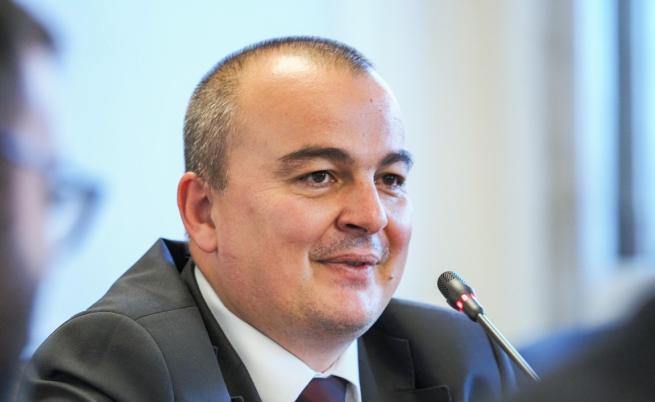 България поиска извънредна помощ от ЕС за фермите за мляко и прасета