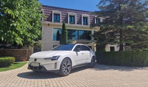 <p>Volvo ES90 е скандално добър (ВИДЕО РЕВЮ)</p>