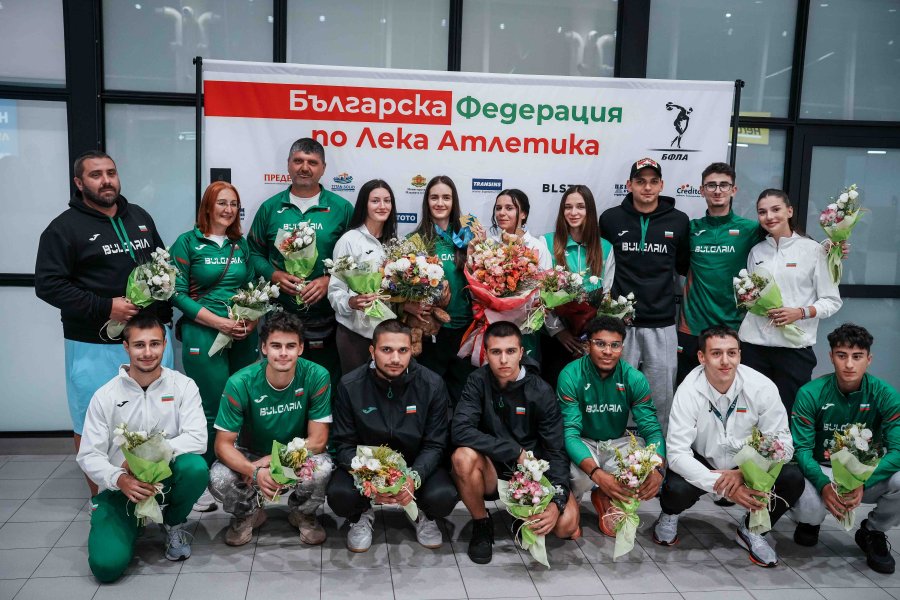 Посрещане на световната шампионка Виктория Ангелова1