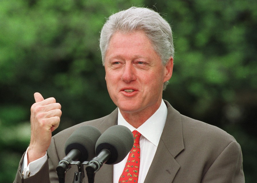 <p>42-ият президент навършва 80 години - най-накрая на възраст, която напълно оправдава по-задълбочен поглед назад към живота му.</p>