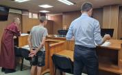 „Съжалявам за това, което направих“: 18-годишният Теодор от побоя над непалци в Пловдив остава на свобода