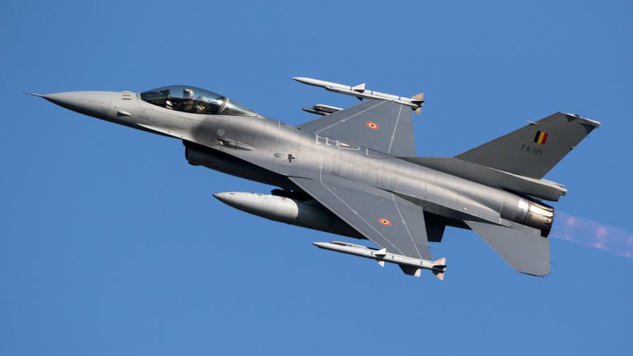 Румънски F-16 унищожи морски дрон край България до „Нептун Дийп“
