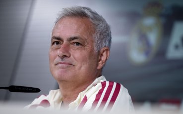 Моуриньо със закачка към журналистите: Колко струваше Диоманде?