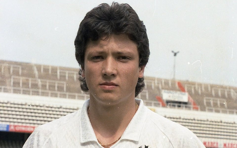Във Валенсия не забравиха Ел Голеадор (СНИМКИ)