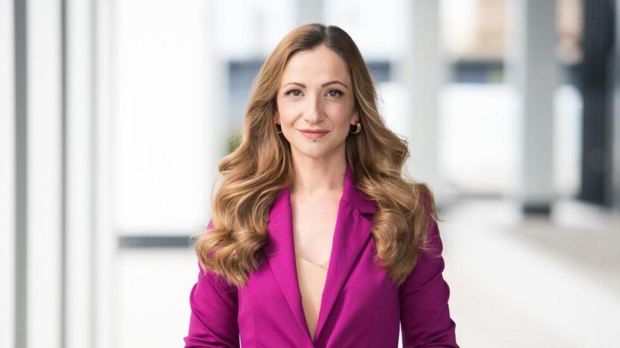 Михаела Карабельова