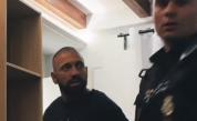 Заловиха Стоян Колев в Испания, той излъчваше на живо при ареста