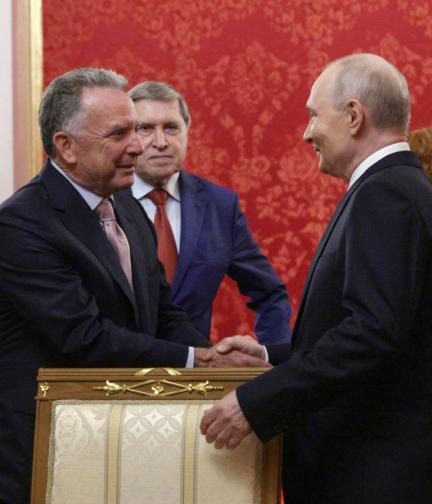 Уиткоф и Къшнър се срещнаха с Путин в Москва за