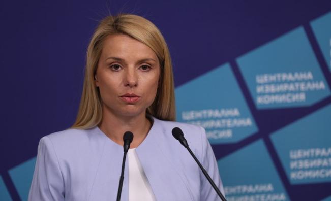 ЦИК въвежда контролно ръчно броене на разписките за президентския вот